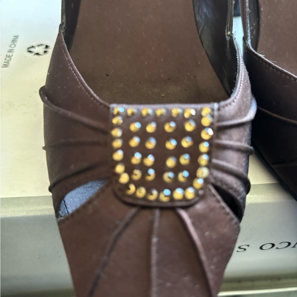 Naturalizer Brown Heels with Gold Studs